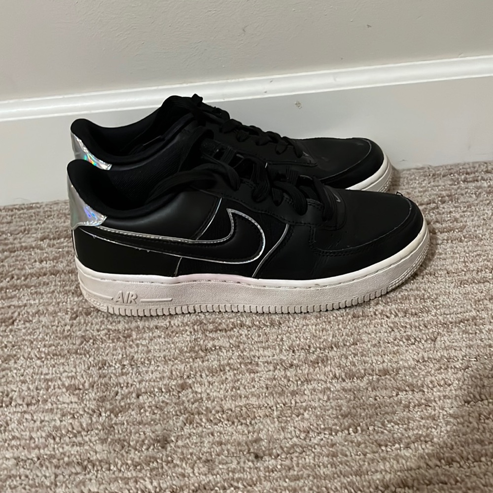 very cute for children to wear , nike , worn a good amount of times